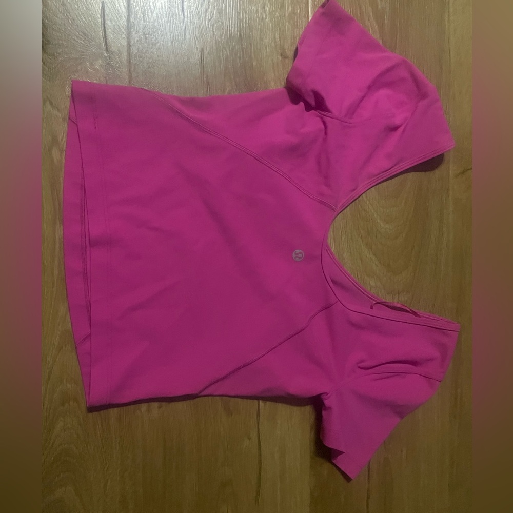 Lululemon, Sonic Pink, Size 4, Cropped Align Tee